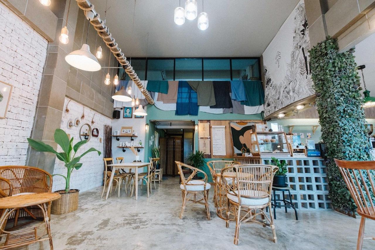Hotel Pine Cafe'&Bed Phra Nakhon Si Ayutthaya Zewnętrze zdjęcie